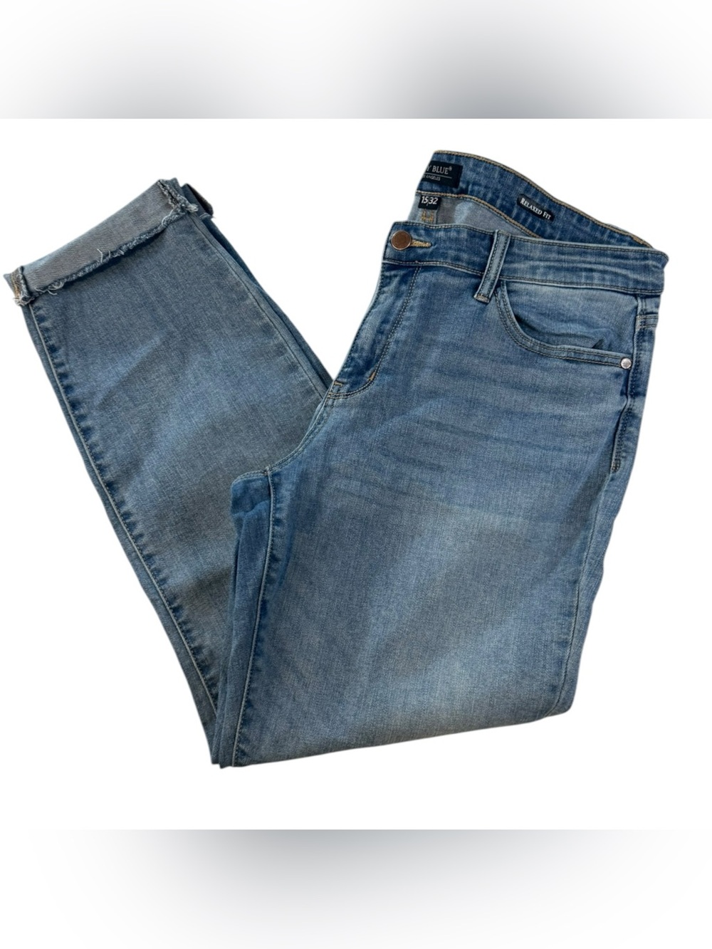 Judy Blue Relaxed Fit Light Wash Cuffed Jeans 15/32 - Picture 2 of 13